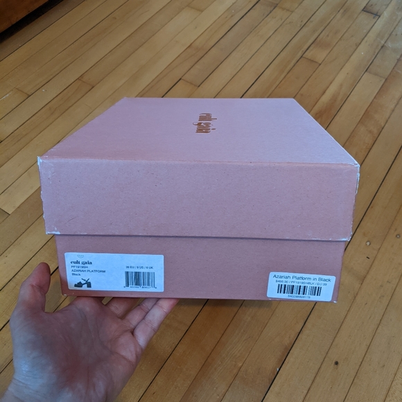 cult gaia Azariah Platform Sandal in black | Size 39 (US 9) - Picture 9 of 10